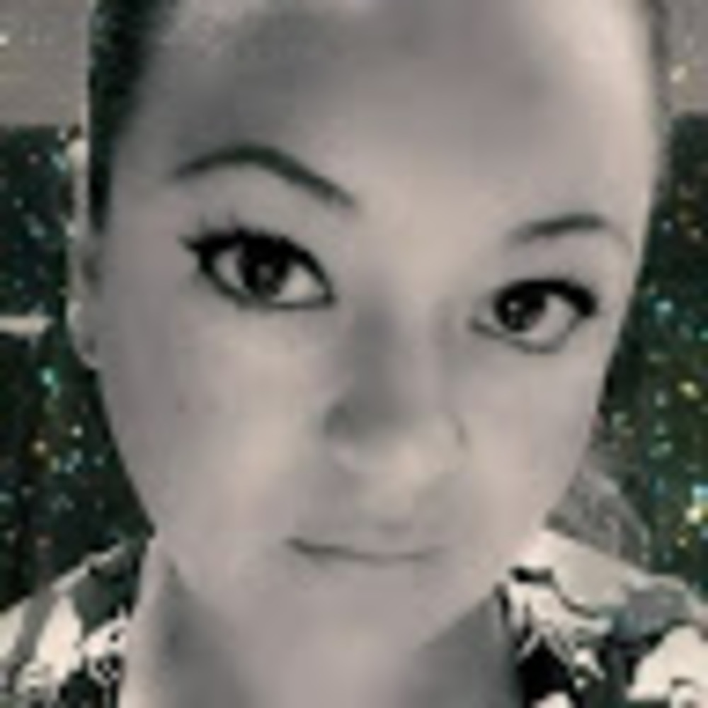 Meet your Posher, Ely